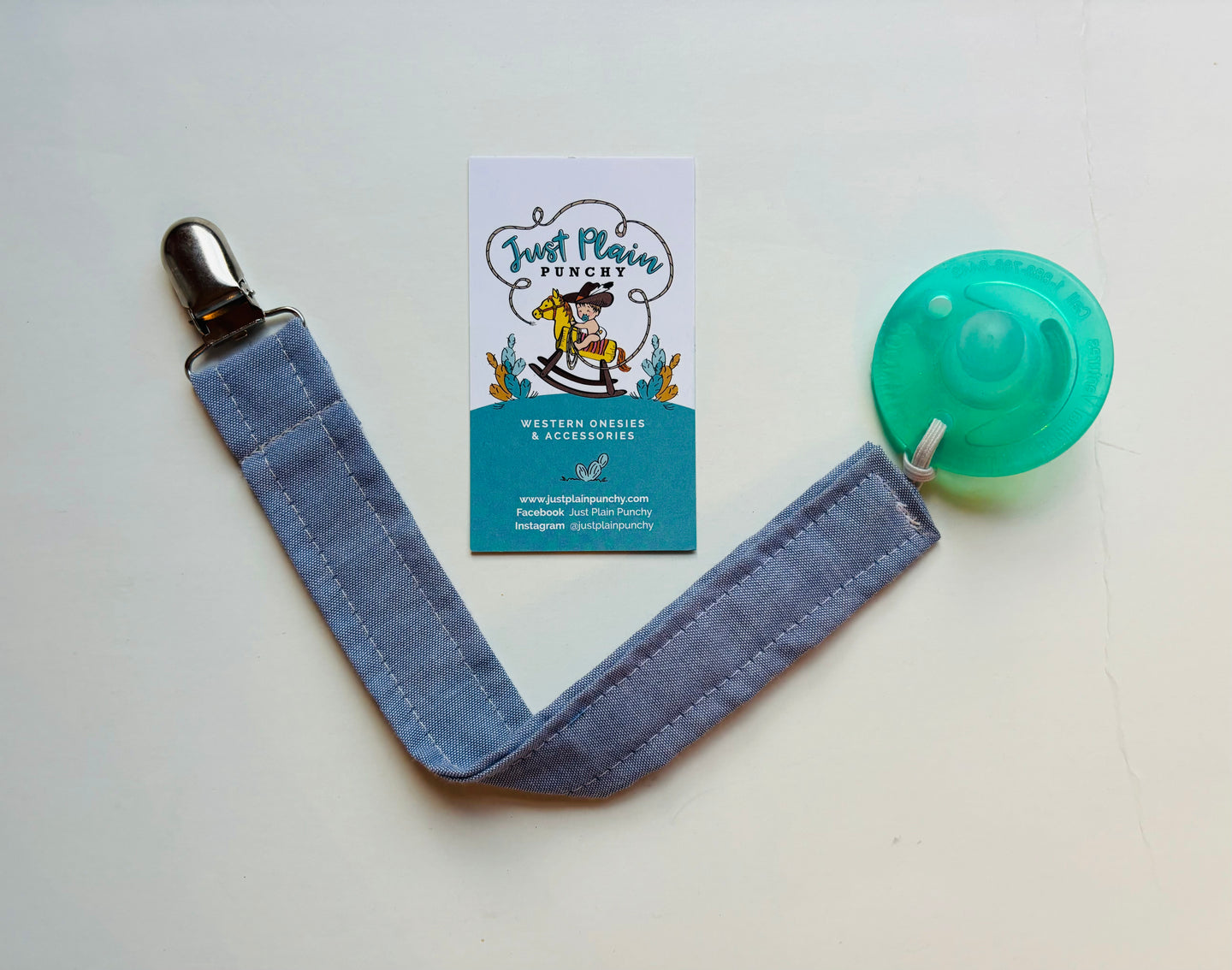 Chambray Paci Clip